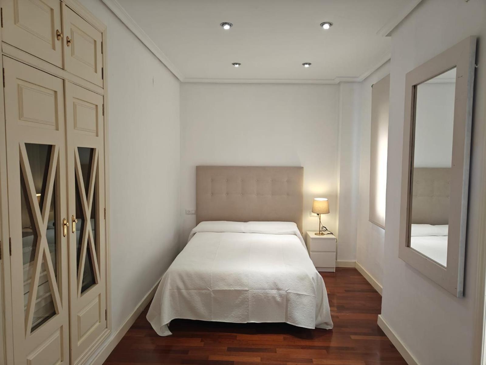 Gran Capitan Luxury Center Apartment- Parking Cordoba Exterior photo